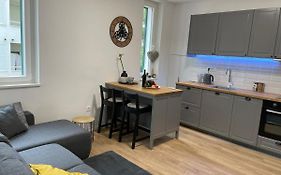 Apartment In City Center 2